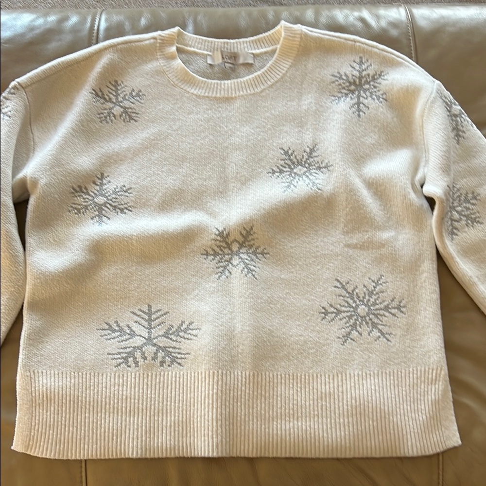 Loft Cream Crew Neck Sweater with Snowflake Design; Size Small